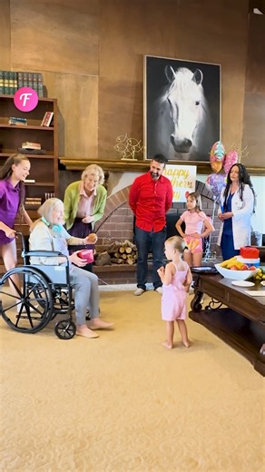 A Heartwarming Mother's Day Surprise #MothersDay #LoveYouMom . . . For entertainment purposes only; filmed in public spaces. No affiliation with brands shown. Inspired by true events; some details may be altered for creativity. Activities shown are not meant to be replicated, performed, or imitated. Consult professionals for safety. | Fabiosa Daily