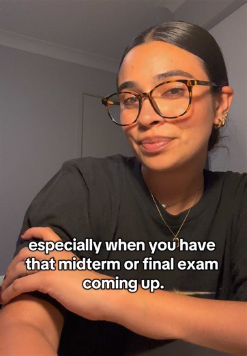 new study hack unlocked 🤝🏽 @raena ai #studytok #studyhacks #college #examprep #studentproblems