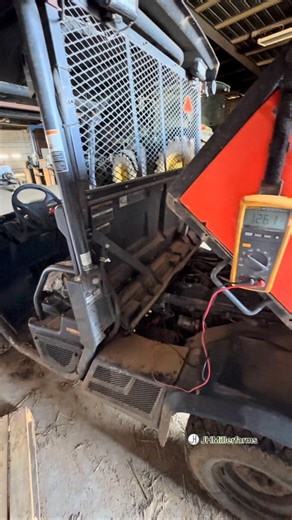 #ToolTuesday Fluke 233 remote display multimeter #agtechtalk #agmechanic #jhmillerfarms #fluke #agmechanic #johndeere #johndeeretractor #fieldtech #fieldservicetechnician #mechaniclife #mechanic #deeretech #dealertech #servicecall #servicetruck #servicetrucklife #worksmarternotharder #tipsandtricks | JHMillerFarms