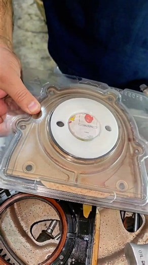 Ford Fusion Engine oil Seal Leakage #auto #mechanic | Auto Technician