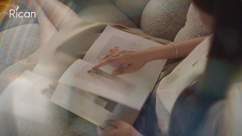 Essential Oil Diffusers, 200ml Aromatherapy Diffuser with, Cool Mist Humidifier with 2 Dynamic Modes, Small Diffuser with 7 Color Lights for Home Office Room -White