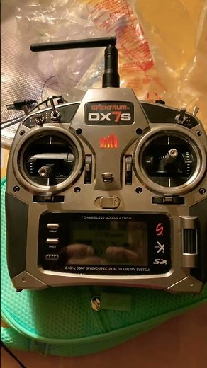 Spektrum DX7S Remote Control | Hand Held Controller | Radio Waves | Frequency | First Switch On #RC