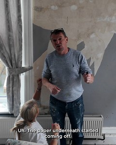 671K views · 6.1K reactions | Here's the dining room reveal!! How lovely is this wallpaper!! 朗 | The Radford family | Facebook