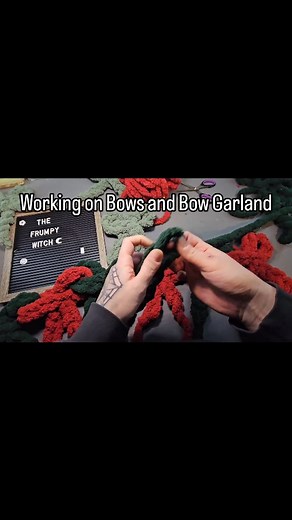 Frumpy's 5 Fab Days of Finger Knit December 1- 5th ✨️Day 1 : 🎀 Bows and Bow Garland 🎀 🎄COMING DEC 1ST #handknit #diycraft #bows #garland | The Frumpy Witch