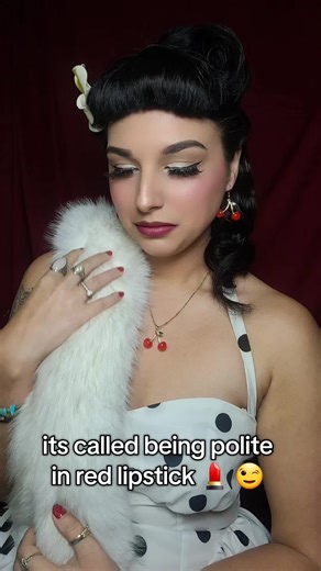 right my pin-up babes 😘 #pinupgirl #redlipstick #glamor #vintage