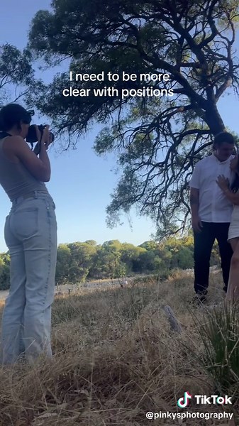 Couple Photography: Perfect Hand Placement Tips