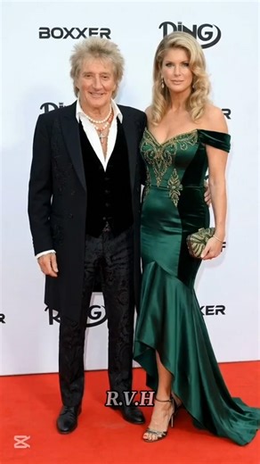 Rod Stewart with beautiful lady in paris | #rodstewart #rodstewartsongs #rockverseheroes