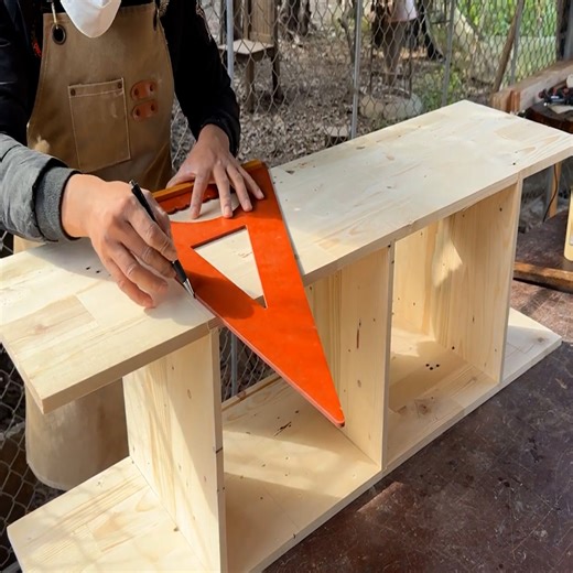 Make A Stylish Table From Old Pallets | Woodworking Skill