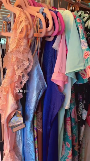 Vintage Nightgowns Raid Train on Whatnot