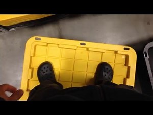 Lowes Centrex Plastics 27-Gallon Tote Commander with Standard Snap Lid