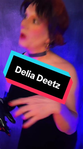 #Beetlejuice #BeetlejuiceCosplay #DeliaDeetz #catherineohara