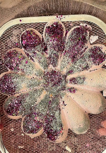 Soft Gym Chalk ASMR: Satisfying Reforming Video