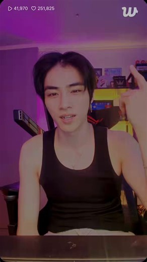 Lmao Xiaojun is great but the funniest part is the person turning their audio down in preparation 🤣