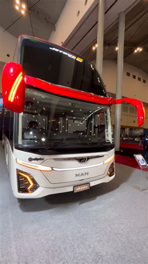 The luxury of the Mahardhika Bus with its new logo #bus #adiputro #gjaw2025 #reels | Rutvi Alfarizky