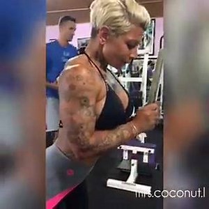 70K views · 1.6K reactions | Holiday-Workout  Bodybuilding Club Krk #fitandinked #gymqueen | Lilly van Day | Facebook