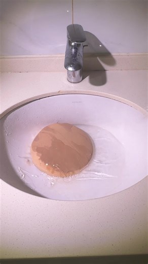 Makeup Cleaning Tips: Removing More Than Just Makeup