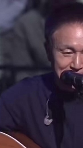 花束を君に: 宇多田ヒカルと小田和正の名曲