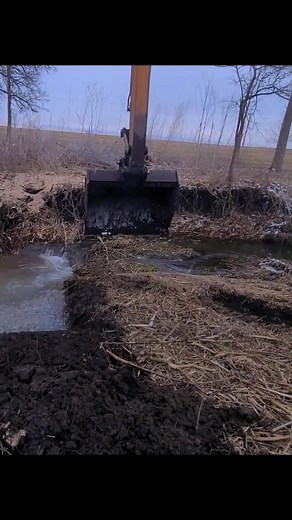 Ditch Cleaning PRAIRIELAND FARM DRAINAGE Case 250 #beaverdamremoval | Beaver Dam Removal