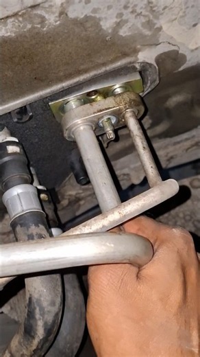 Ford Expedition — Rear AC Cooling Coil Main Pipe Installation 🔧❄️#shortvideo #viralvideo #shorts