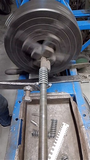 Custom Spring Made on Lathe MachinePrecision Spring Manufacturing on Lathe Machine #automobile