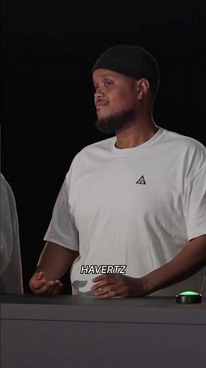 Is Sharky a real Arsenal fan? 🤔⚽️