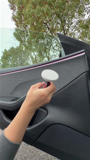 Tesla Gooseneck Phone Mount install on Model 3. Fits all 3/Y.#Tesla #Gooseneck #PhoneMount