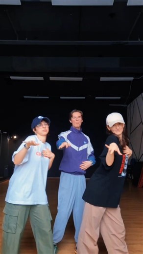 Повторяем Филиппинский тренд #dance #dancetrend #teamkahumble