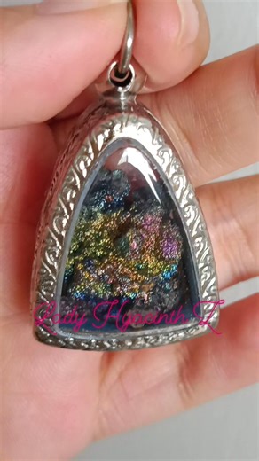 🍀Powerful Babaylan Lady Hyacinth Z🍀 Powerful Leklai stone Amulet have many benefits, including protection, good luck, and wealth. The stone is sacred and magical, and can expel bad energy. 🧿Protection 🧿 🪬Protection from accidents, jealousy, enemies, evil, and black magic 🪬Protection from danger and harm 🍀💸Good luck and wealth 🍀💸 Brings good luck, fortune, and wealth to the owner 💸Invites good opportunities and is good for business Last one pm lng mga mhal Lady Hyacinth Z Powerful Amul