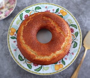 The Best Homemade Egg White Cake Recipe | Food From Portugal