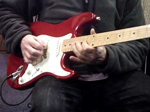 FENDER KOREAN STRAT - RARE 'M' SERIAL NUMBER