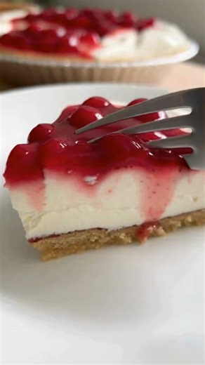 No-Bake 4-Ingredient Cherry Cream Cool Whip Cheesecake Pie Cherry Cream Cool Whip Cheesecake Pie with Silky Texture Ingredients: 1 graham cracker crust (9-inch) 1 package (8 oz) cream cheese, softened | Easy Recipes