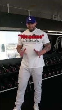 Tu veux des épaules larges ?