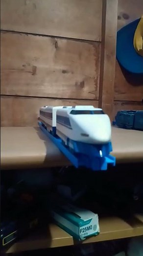 東海道新幹線の昔の100系 のひかりチャイム