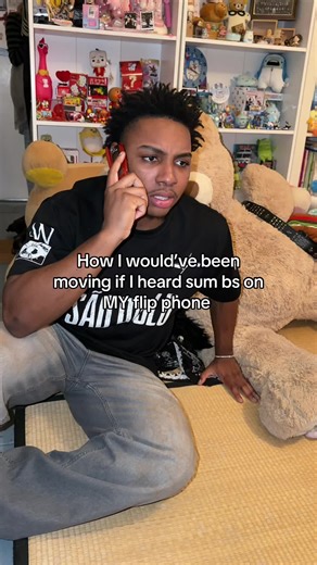 Closing ts SO fast #flipphone #real