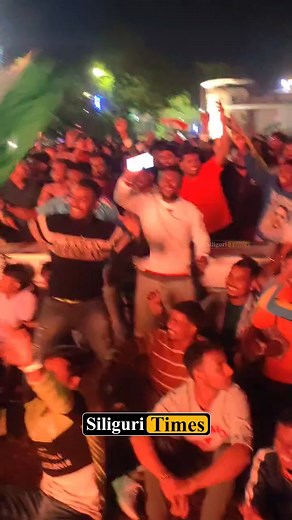 46K views · 1.2K reactions | #cwc2023 #CWC #viratkohli100 #siliguritimes #live #baghajatinparksiliguri #fanmoments #cricketworld2023 #icc #bcci #siliguri #fireworks | Siliguri Times | Facebook