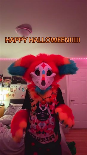 YAYAYAYAYAY #furry #fursuit #skulldogfursuit #halloween #fyp