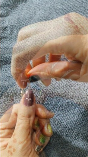 easy nail art at home 🏡 #nailart #simplenails #nails #naildesign #youtubeshorts #viral