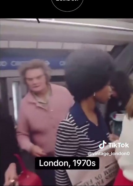 Exploring Vintage London: A 1970s Nostalgia Trip