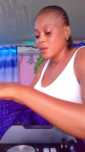Beya Beya (@beya.beya26)’s videos with son original - 🌎