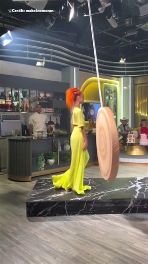 This Modeling Test Looks Easy… Until You Try It (📽️ _@mabelenmoran )