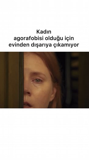 Filmfeneri on Instagram: "🎥 Film : The Woman in the Window 🎞️ Tür : Gerilim 📅 Yapım : 2021 📽️ Yönetmen : Joe Wright 🎭 Oyuncular : Amy Adams, Anthony Mackie, Fred Hechinger 🌟 Imdb: 5.7 🎬 Konu : Agorafobik Anna’nın penceresinden komşusunun cinayetine tanık olduğunu iddia etmesiyle gelişen, gerçek ve hayalin iç içe geçtiği psikolojik gerilim filmidir. #dizifilmreplikleri #filmönerileri #filmizle #filmsahneleri #gerilimfilmi"