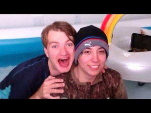 Quackity's Hot Tub Truth or Wing With TommyInnit