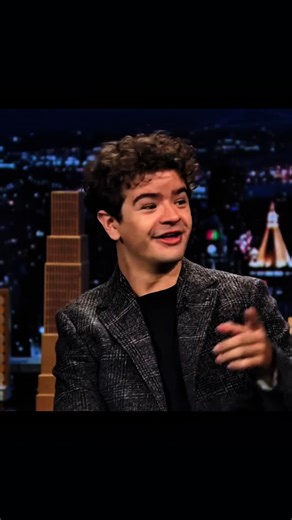 Dustin teaches Jimmy 'Grrrrr' 😂 #netflix