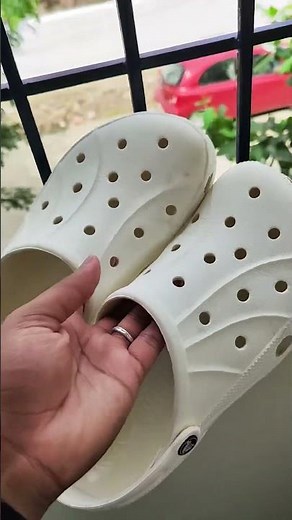 White chappals will make you look premium 🔥😍