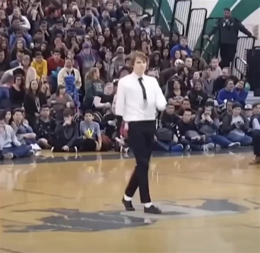 Everyone laughed when this teenager walked on stage… but seconds later, he left the crowd in complete awe! His Michael Jackson inspired dance was so good it went mega-viral, and now he’s performing at major events worldwide 🌍🔥 Watch the full video below 👇🏻 See less | Funny Memes
