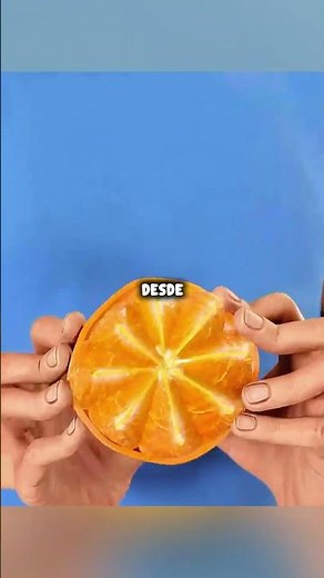 THE EASIEST WAY TO PEEL AN ORANGE 😮🍊