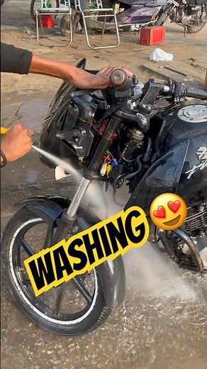 Pulsar 160 Washing 😍 | Bike Washing #shorts #automobile