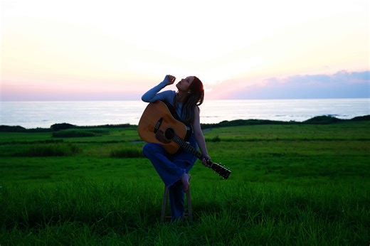 Anly、自身の誕生日に幼少期の記憶と“共に歩む道”への想いを描いた「カリフォルニア」配信リリース