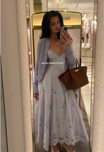 pleaseee I want to wear my dresses🙏🏼😖 #spring #springfashion #elegantdresses #elegantfashion