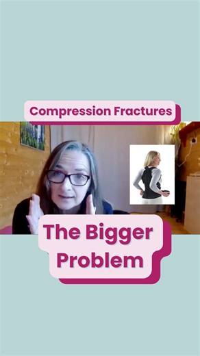 A vertebral compression fracture can heal—but the impact of weeks without movement, bracing, and loss of strength can set someone back significantly. And once a person has one fracture, their risk of having more increases. Multiple fractures affect posture, breathing, digestion, balance, and overall quality of life. This is why awareness and safe mobility matter so much. ✨ I’d love to hear from you: Have you supported students or clients with vertebral fractures? Share your experience in the com